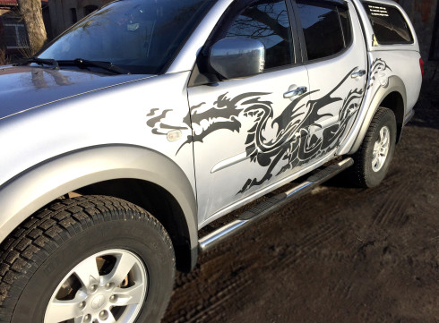 Подножки для Mitsubishi L-200 06-11 порог трубой от Tamsan фото