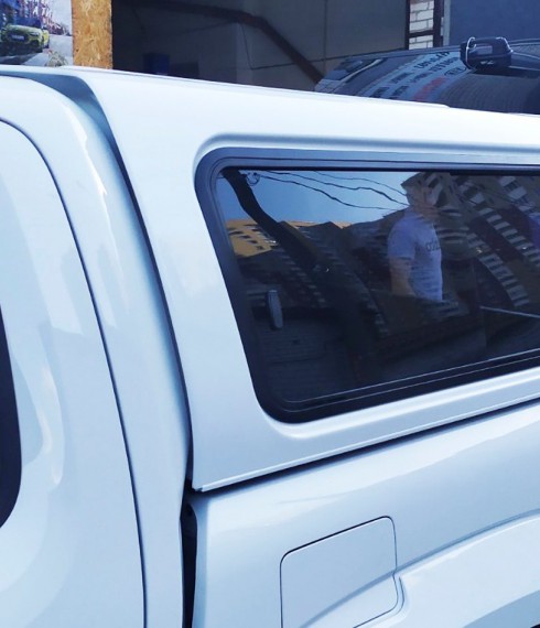 Кунг VW Amarok 2010+ Aeroklas с раздвижными стеклами фото