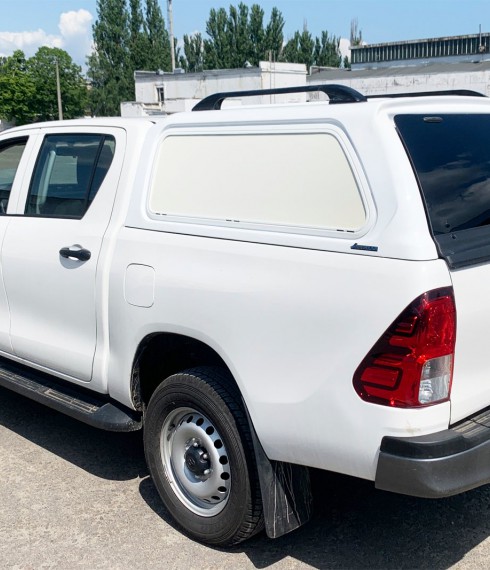 Кунг Toyota Hilux 2015+ Aeroklas Generation-A с глухими стеклами фото