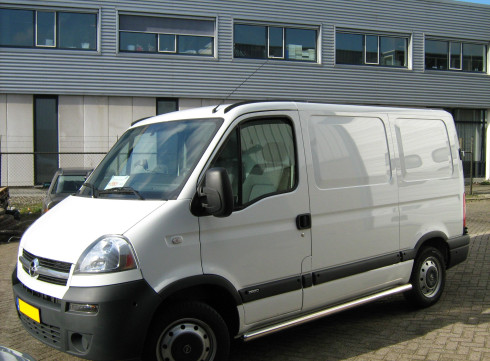 Подножки для Nissan Interstar 98-10 порог трубой от Tamsan фото