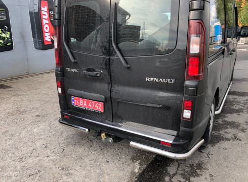 Уголки для Opel Vivaro 2015+ одинарные фото