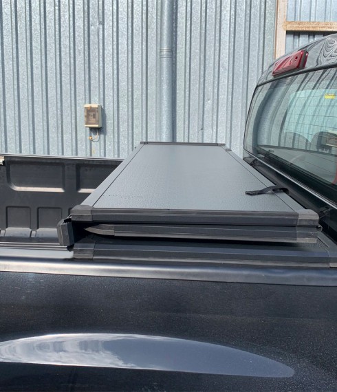 Крышка кузова из трех секций Isuzu D-Max AR Design фото