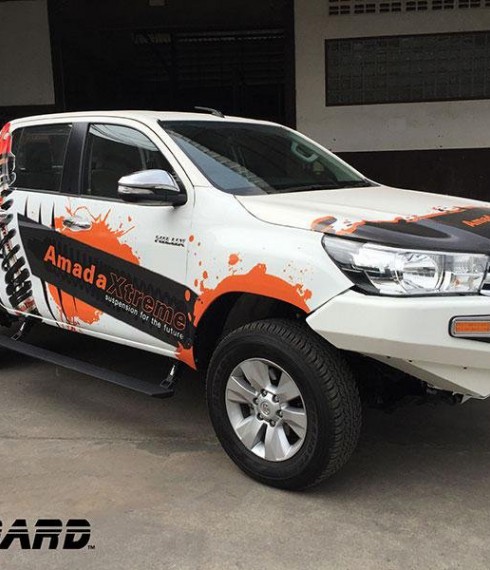 Выдвижные подножки с электроприводом Toyota Hilux 2015+ E-Board фото