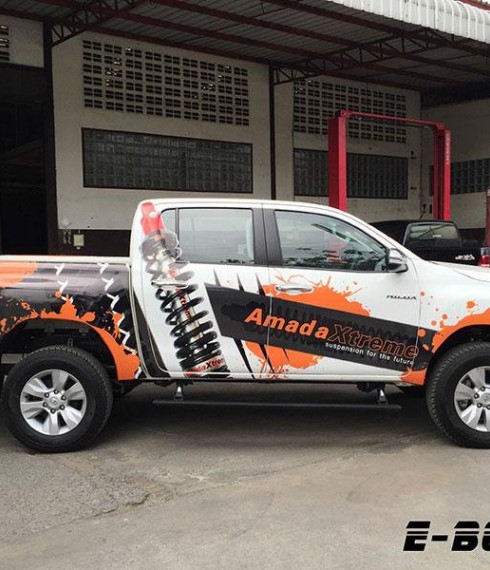 Выдвижные подножки с электроприводом Toyota Hilux 2015+ E-Board фото