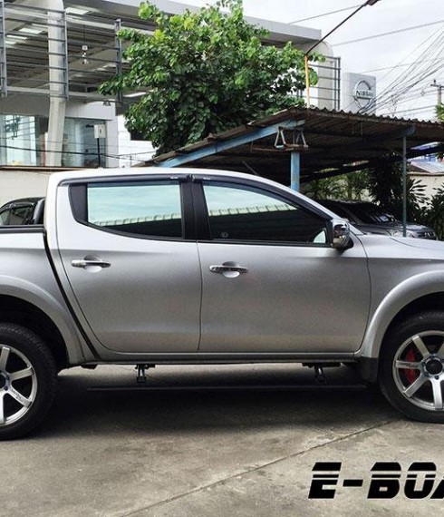 Выдвижные подножки с электроприводом Fiat Fullback 2015+ E-Board фото
