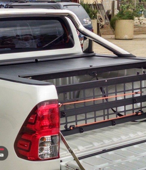 Карго менеджер Roll-N-Lock Toyota Hilux 2015+ фото