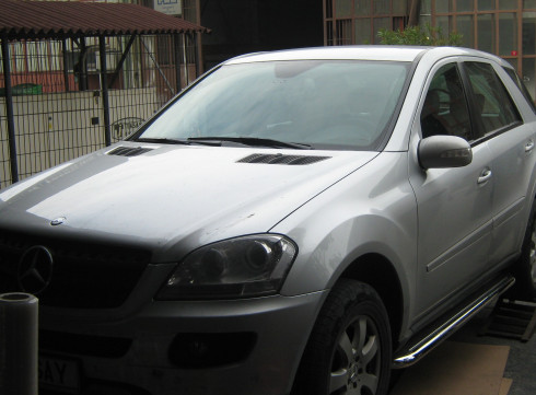 Подножки для MERCEDES-BENZ ML W 164 05-11 порог листом от Tamsan фото