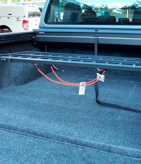 Ролета кузова Roll-N-Lock для VW Amarok 2010+ фото