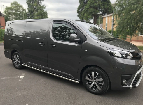 Подножки для Peugeot Expert / Traveller 2017+ порог труба фото