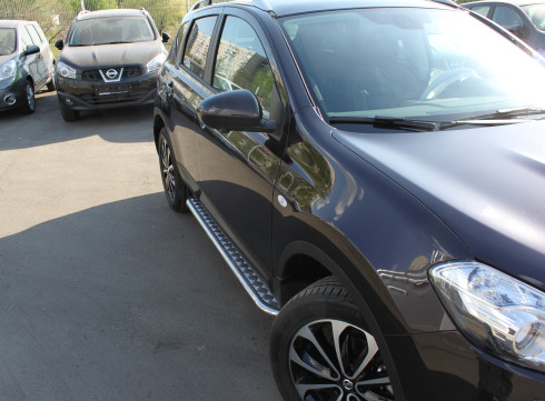Подножки для Nissan Qashqai 2006-2014 порог листом от Tamsan фото
