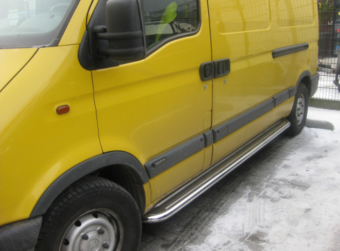 Подножки для Nissan Interstar 98-10 порог листом от Tamsan фото
