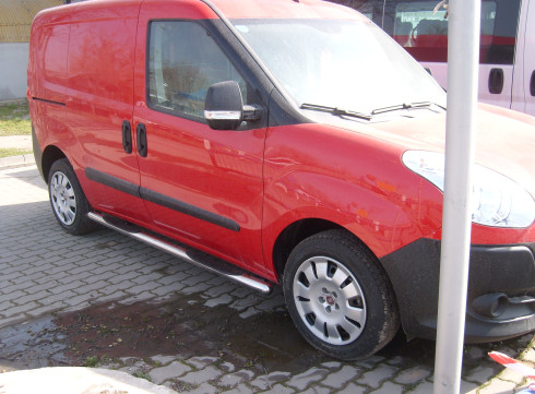 Подножки для Opel Combo 2011-2018 порог трубой фото