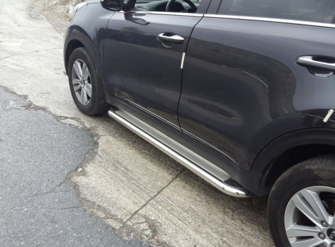 Подножки для KIA Sportage 16-22 порог листом от Tamsan фото