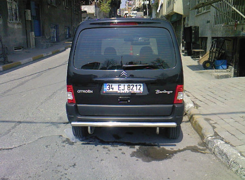 Защита заднего бампера для Citroen Berlingo 98-07 труба одинарная фото