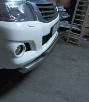 Труба двойная на Toyota Hilux нержавейка фото
