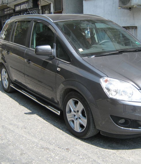 Пороги труба с проступью на Opel Zafira 1999-2011 фото