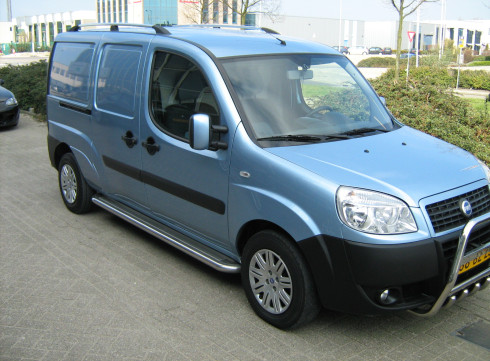 Подножки для Fiat Doblo 1-10 порог листом фото