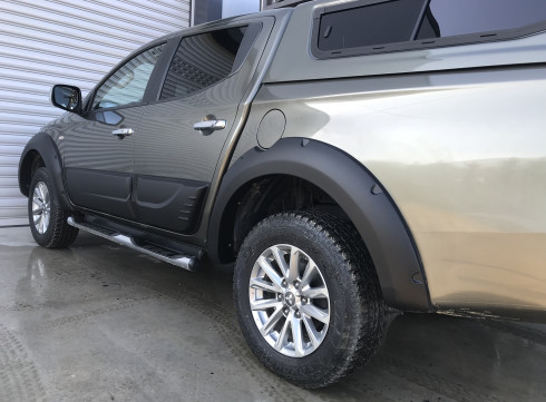 Расширители арок для Fiat Fullback от Safari фото