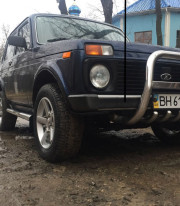 Подножки для LADA Niva порог трубой от Tamsan фото