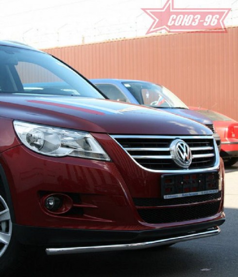 Труба одинарная на Volkswagen Tiguan 2007-2011 фото