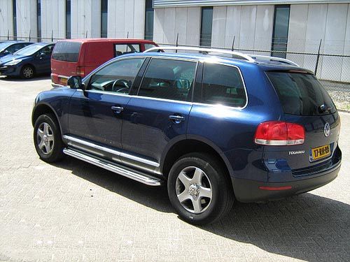 Пороги с листом (площадка) на Volkswagen Touareg 2004-2010 (Tamsan) фото