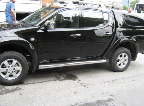 Подножки для Mitsubishi L-200 06-11 порог трубой от Tamsan фото