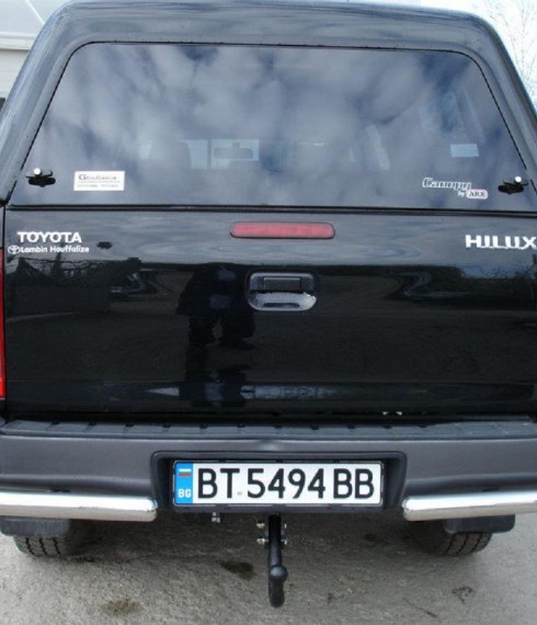 Уголки одинарные на Toyota Hilux фото