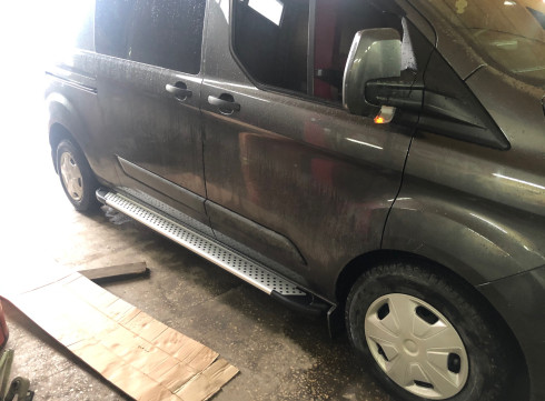 Подножки для Nissan NV300 2016-2021 SOMA от Tamsan фото