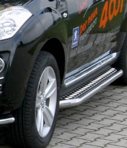 Пороги с листом (площадка) на Peugeot 4007 UATUNING фото