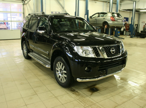 Подножки для Nissan Pathfinder 2005-2014 порог листом от Tamsan фото