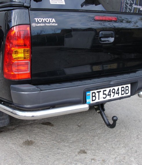 Уголки одинарные на Toyota Hilux фото