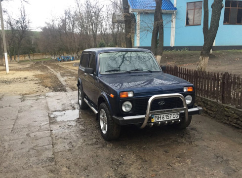 Подножки для LADA Niva порог трубой от Tamsan фото