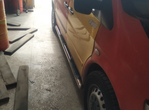 Подножки для Mercedes-Benz Vito 96-03 порог трубой от Tamsan фото