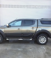 Накладки на арки (с болтами) для Mitsubishi L200 Митсубиси Л200 2019+ Safari M1 фото
