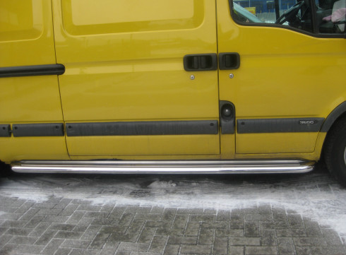 Подножки для Nissan Interstar 98-10 порог листом от Tamsan фото