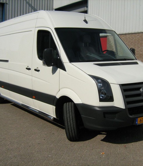 Пороги труба с проступью на Volkswagen Crafter фото
