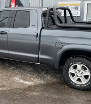 Ролета кузова Toyota Tundra 2007-2021 model R3 AR Design фото