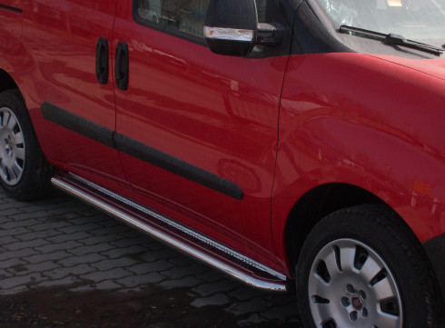 Подножки для Opel Combo 2011-2018 порог листом фото
