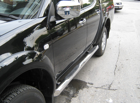 Подножки для Mitsubishi L-200 06-11 порог трубой от Tamsan фото