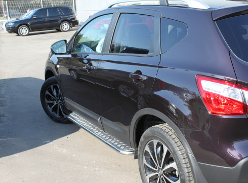 Подножки для Nissan Qashqai 2006-2014 порог листом от Tamsan фото