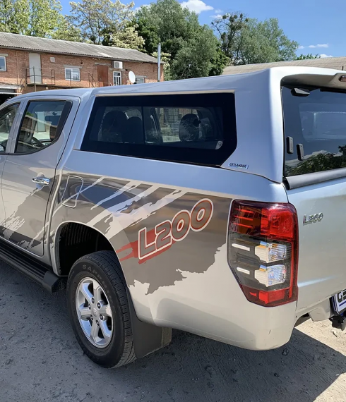 Кунг на Mitsubishi L200 2015-2024 Fixed Glass фото