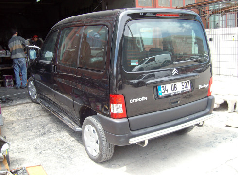 Защита заднего бампера для Citroen Berlingo 98-07 труба одинарная фото