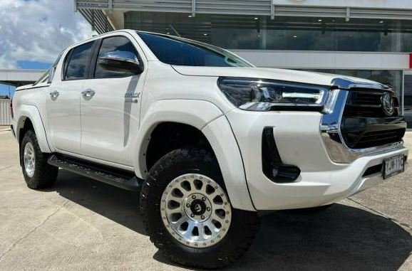 Расширители крыльев EGR Toyota Hilux 2018+ фото