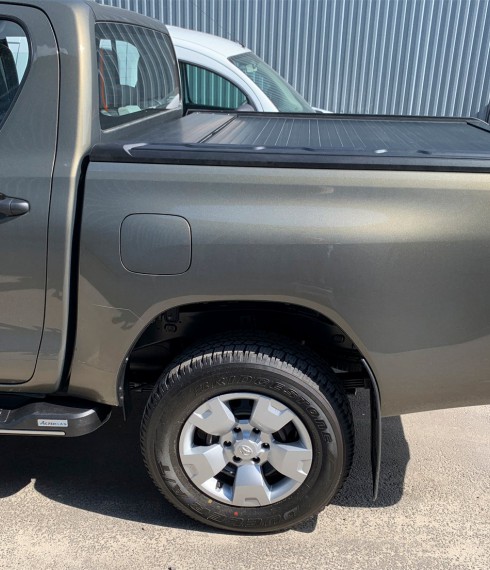 Ролета кузова Toyota Hilux 2015+ Aeroklas фото