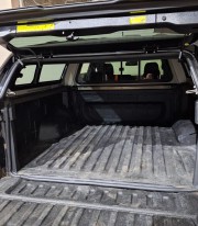 Уплотнитель задненго борта для VW Amarok 2023+ фото