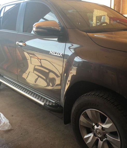 Пороги на Toyota Hilux TAMSAN Сома фото