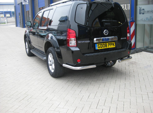 Защита заднего бампера для Nissan Pathfinder 2005-2014 Уголки одинарные от Tamsan фото