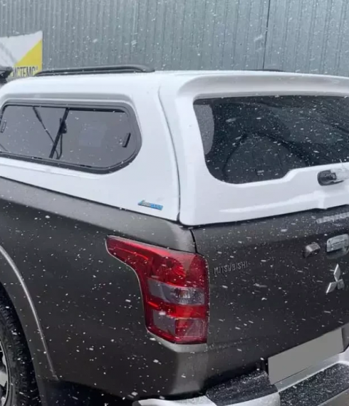 Кунг на Mitsubishi L200 2015-2019 с боковыми стеклами - Aeroklas фото