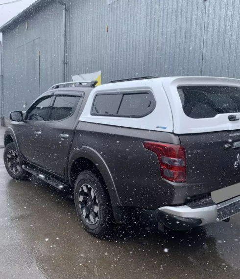 Кунг на Mitsubishi L200 2015-2019 с боковыми стеклами - Aeroklas фото