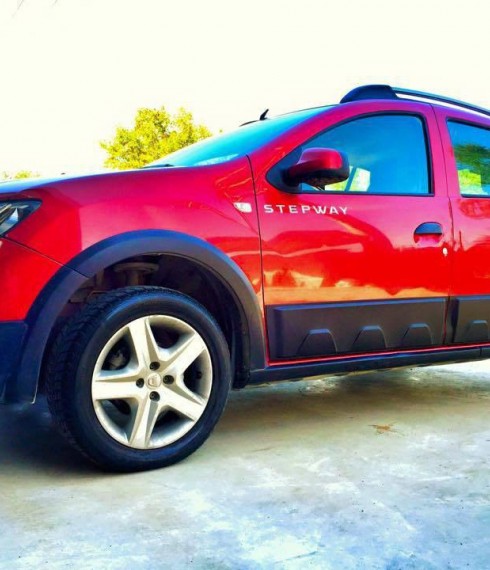 Накладки на двери для Renault Sandero 2014+ Safari фото